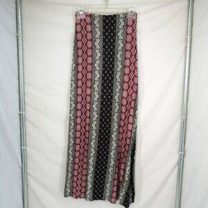 En Creme Women's Long Straight Skirt Black White Red Geometric Design Size Small